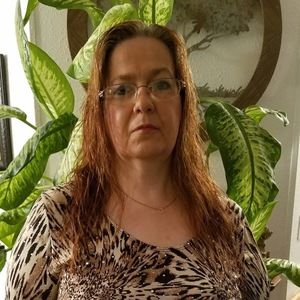 Meet your Posher, Michele